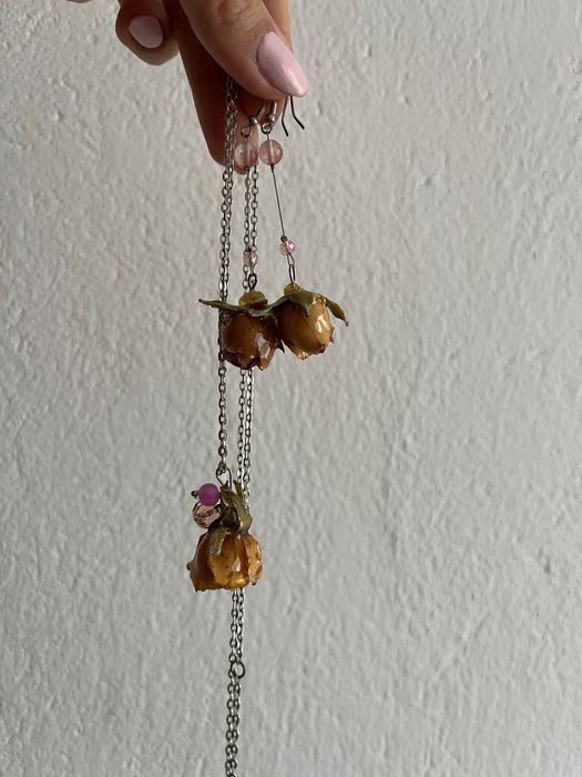 Ръчно правени бижута от естествени цветя