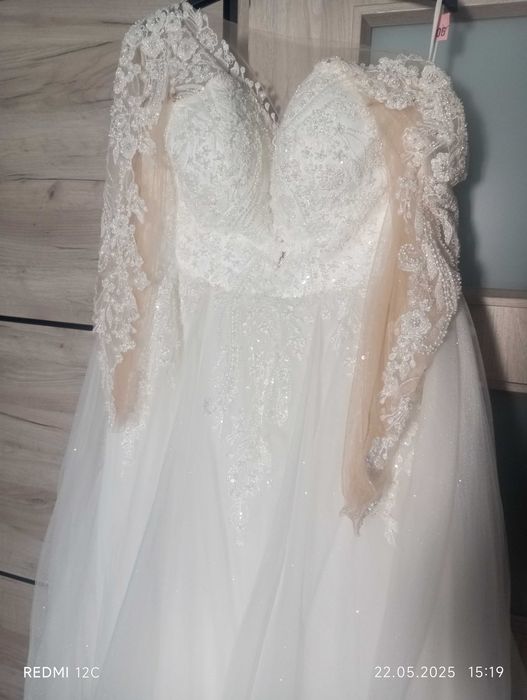 Vând rochie de mireasa