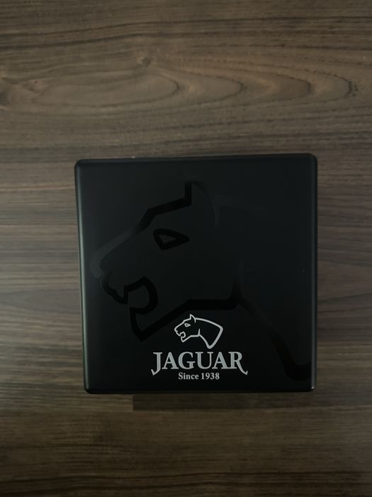 Vând ceas Jaguar