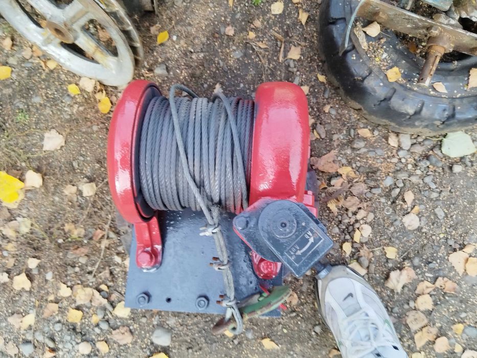 Troliu tractor gradina în 2 pistoane