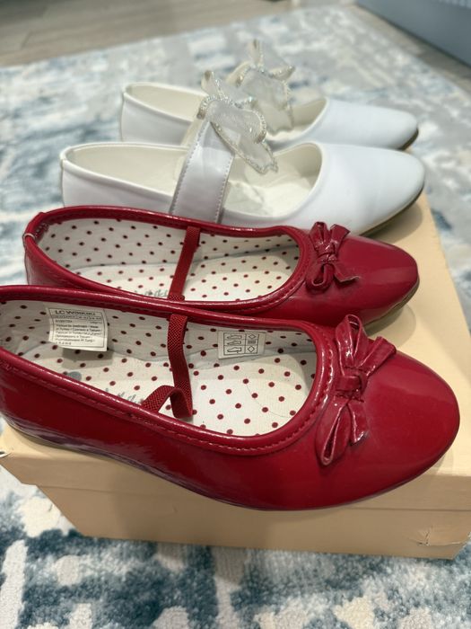 Срочно продаются туфли для девочки