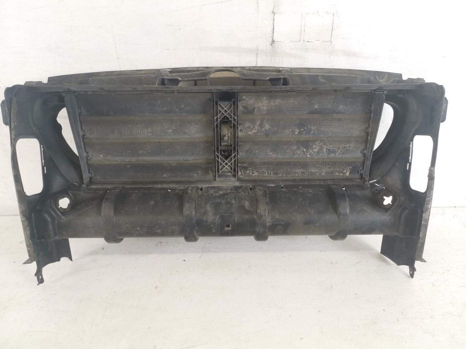 Deflector Grila Hota Activa BMW Seria 5 F10 2009 2010 2011 2012 2013,