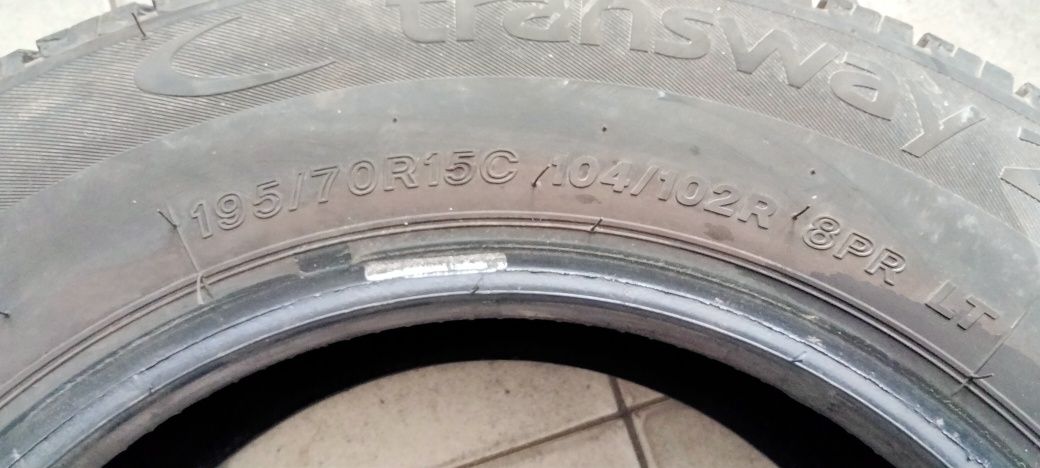 Гуми Lassa 2 бр. 195/70 R 15 C 104/102 R 8 PR LT