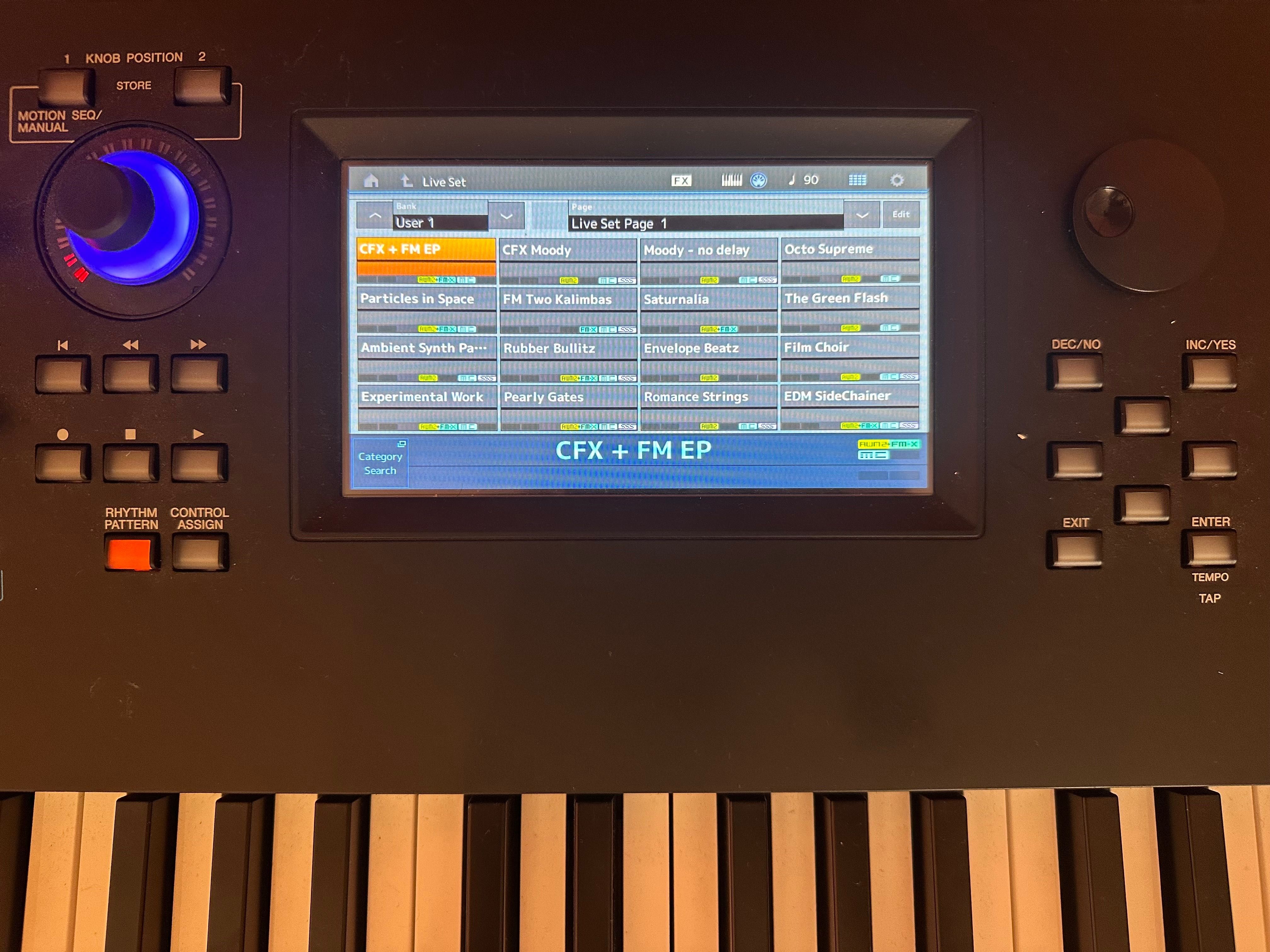 Електрическо пиано Yamaha MODX8+ работна станция