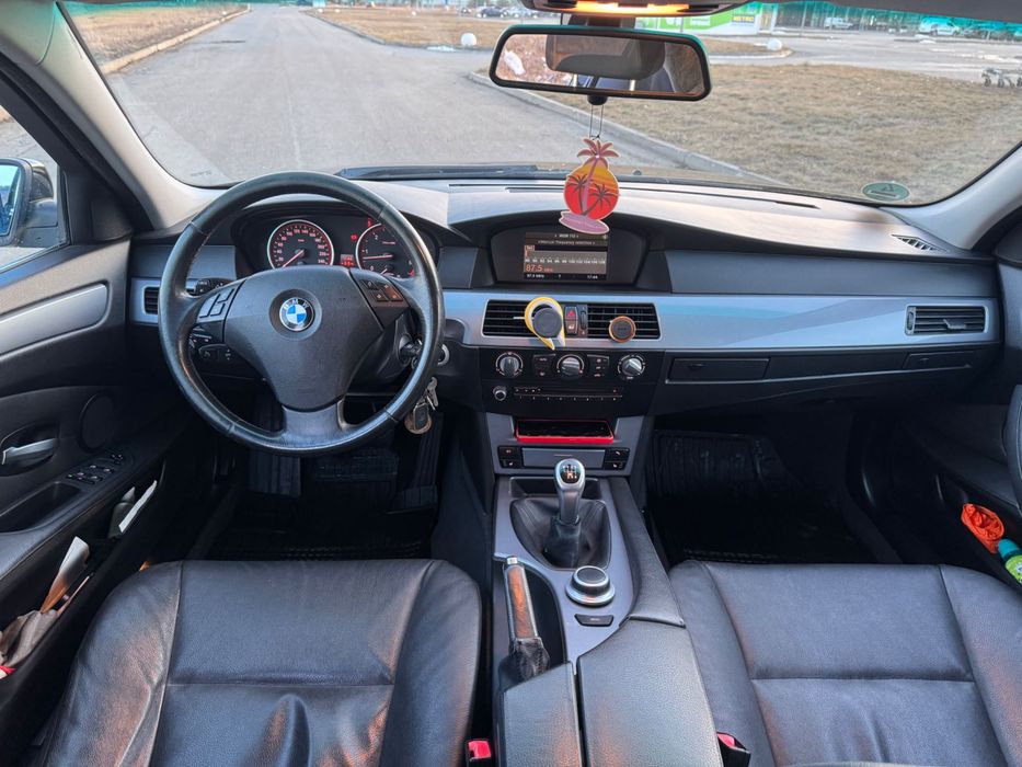 Vând bmw 525 touring