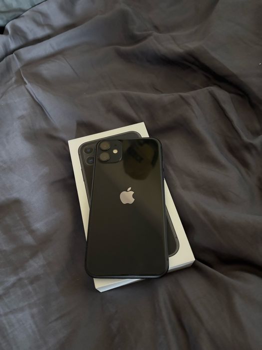 iPad Air 4 Sky Blue 64 GB + iPhone 11 Black 64 GB