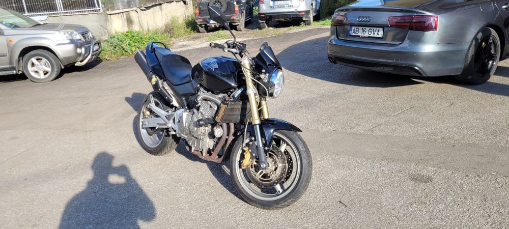 Honda hornet pc36