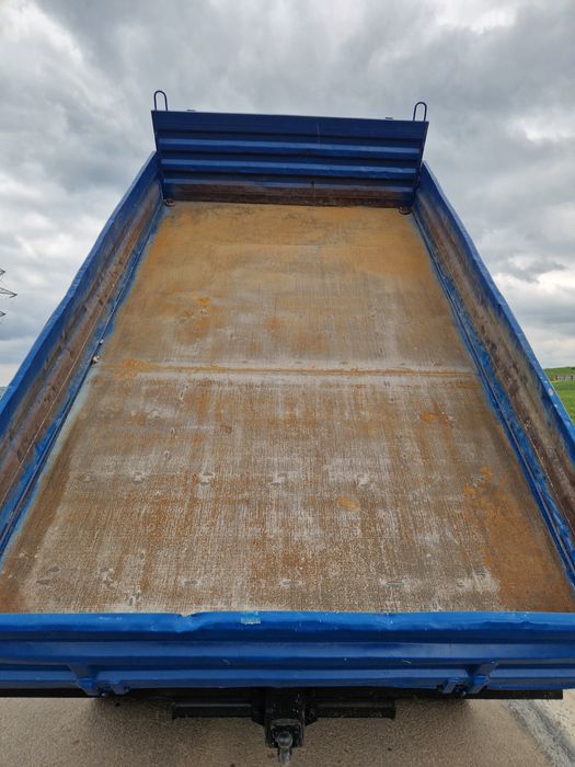 Man L2000 7,5t basculabil 3 părți meiller kipper (iveco mercedes)