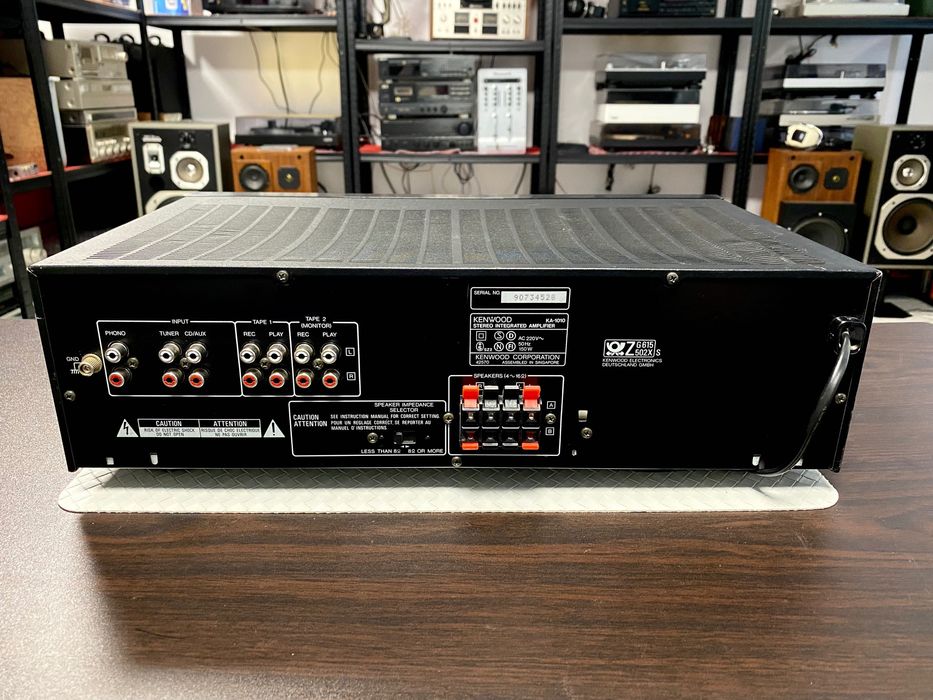 Транзисторен усилвател Kenwood
