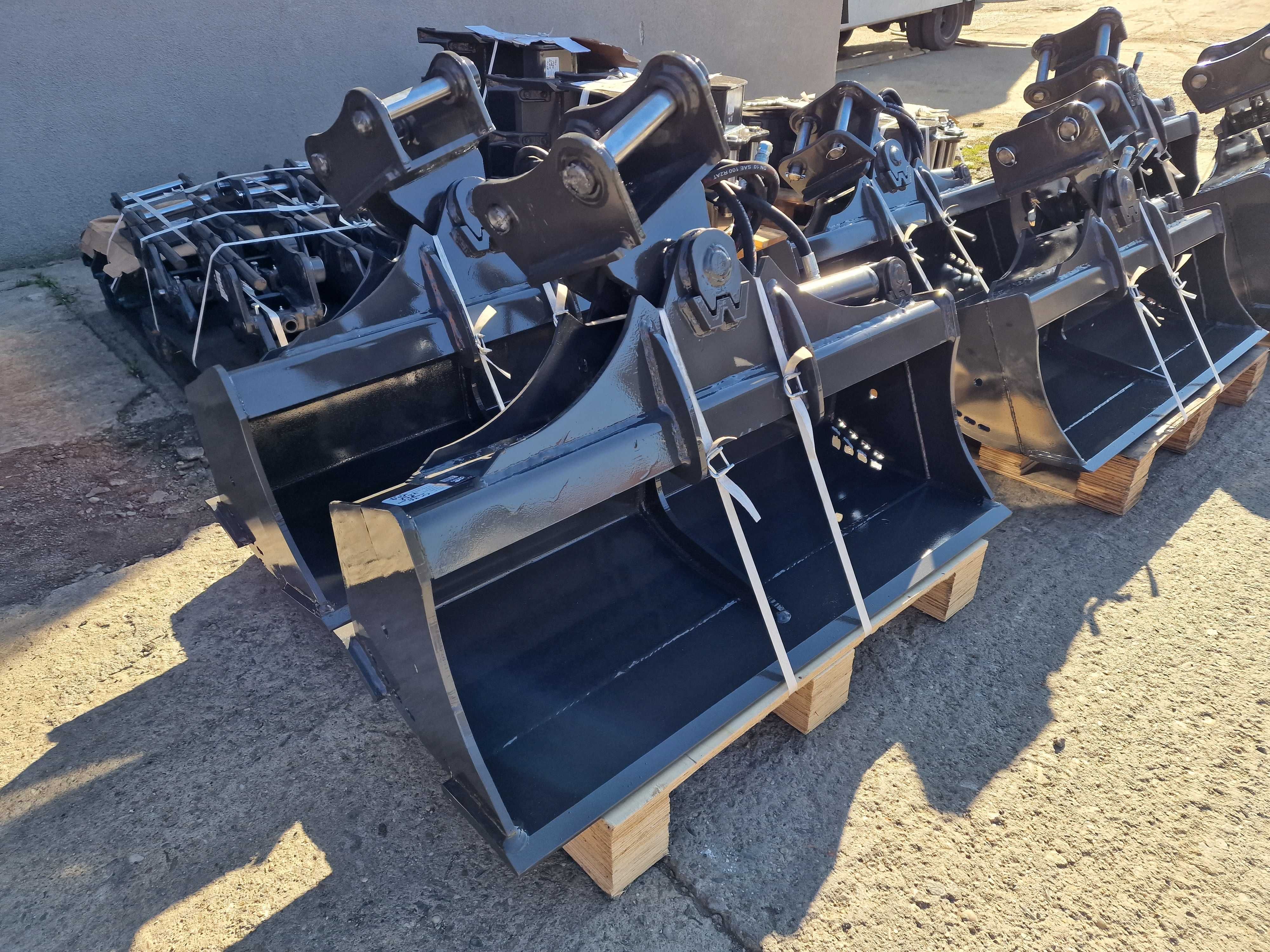 Cupa taluz inclinabila miniexcavatoare