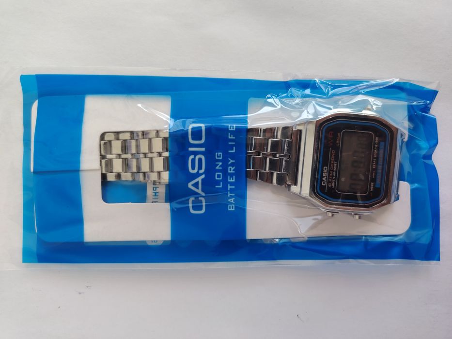 Часы электронные Casio