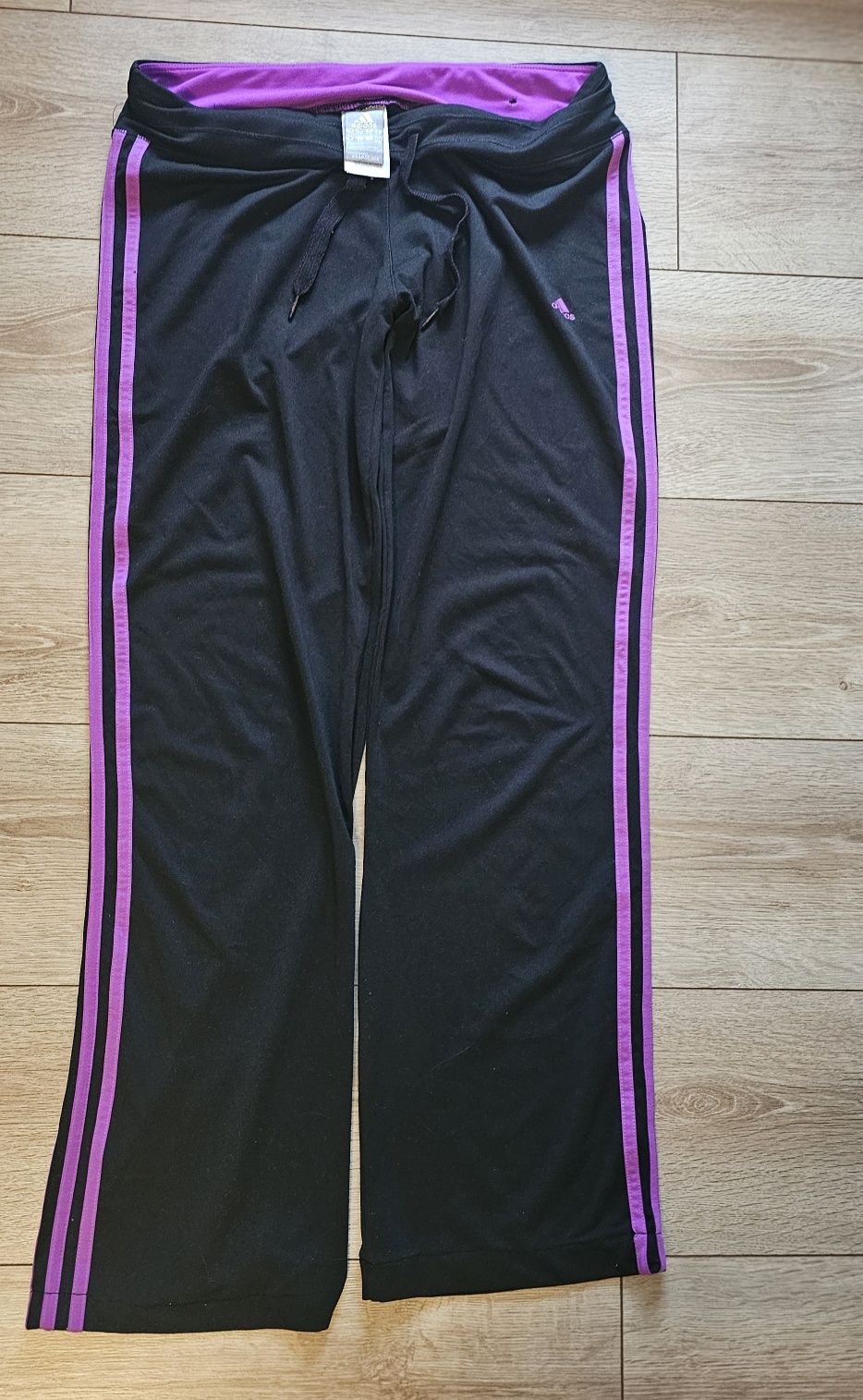 Pantaloni trening Adidas drepți, evazați, , mărimea S