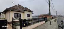 2 Case renovate / 2000m2 / str. M Eminescu