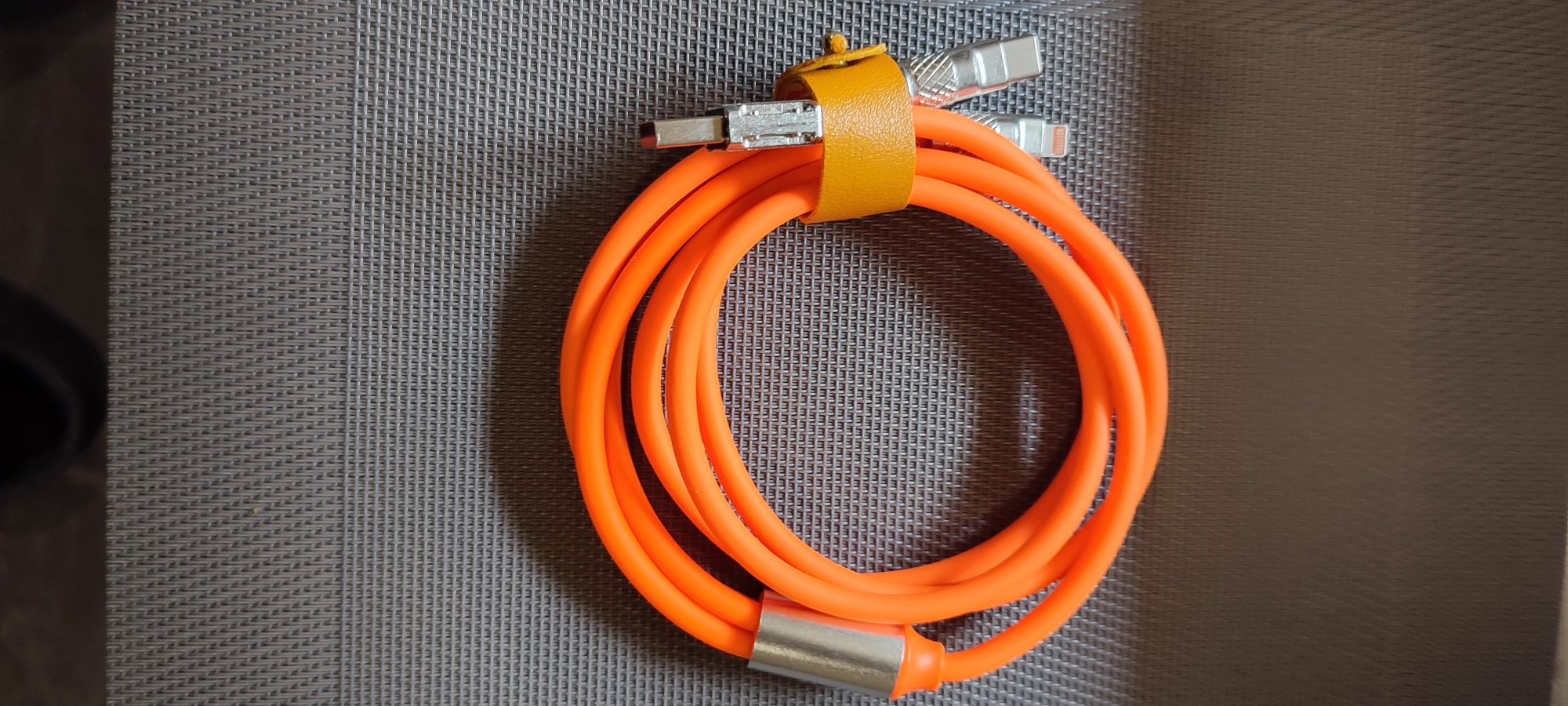 Висококачествен, дебел кабел за IPhone, type C и micro usb!