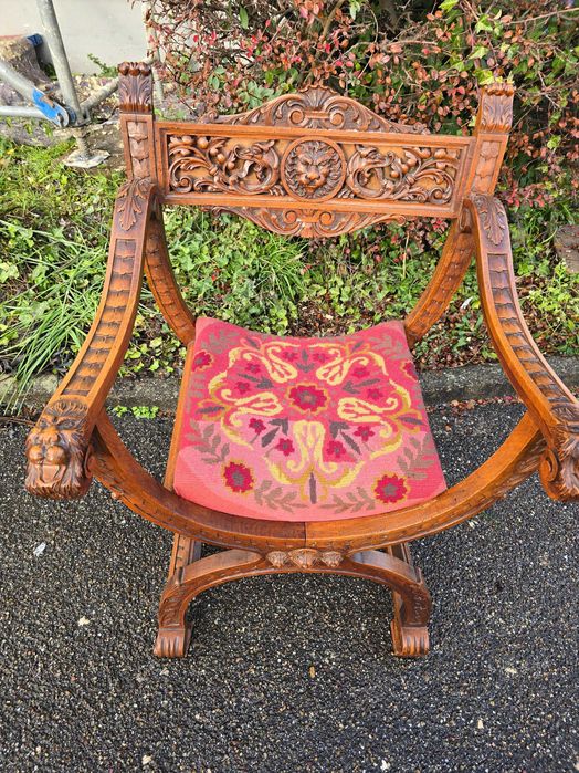 Стар стол 1860 година.