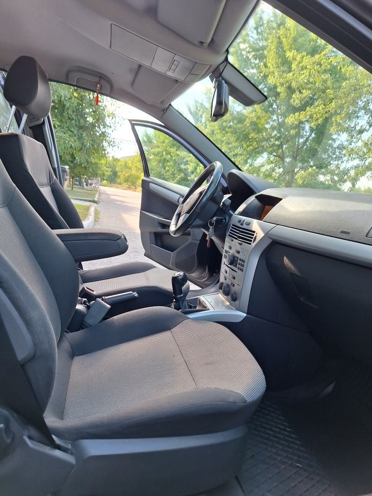 Vand  autoturism opel astra h berlina