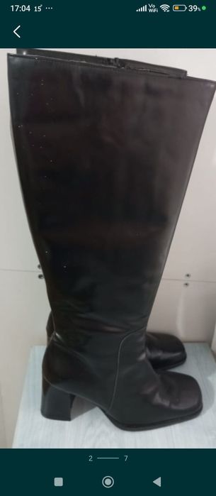 Cizme din piele naturală lăcuită, cu blană, mărimea 37