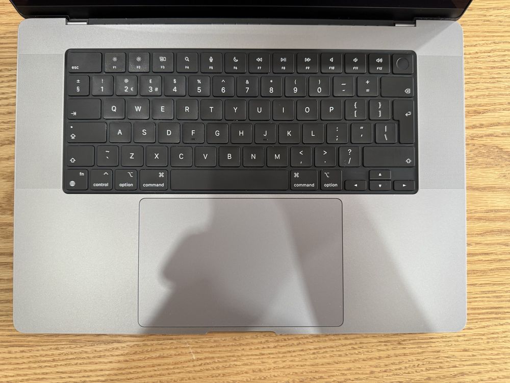 Macbook Pro 16” 1TB 16GB