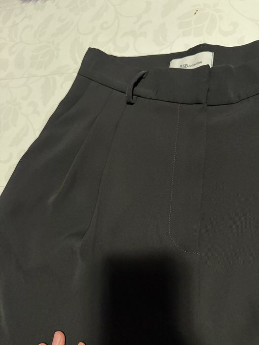 Черен панталон на BSB