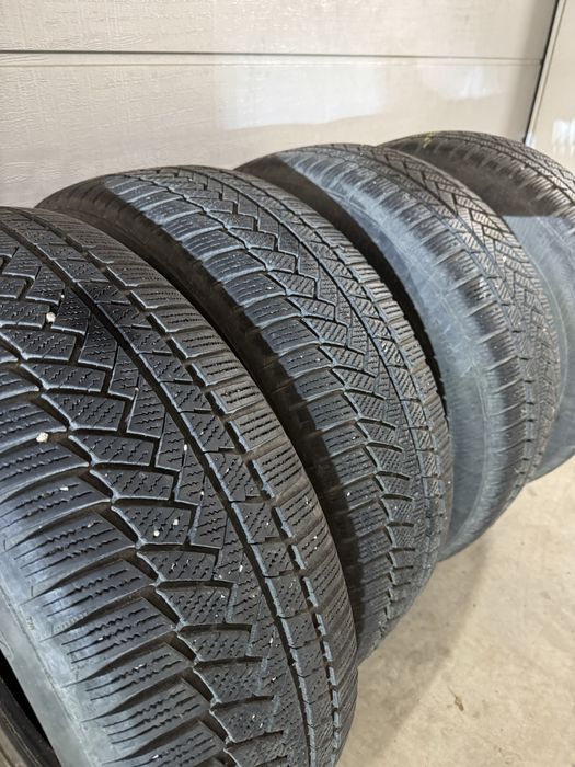 Зимни гуми CONTINENTAL 235/55R19