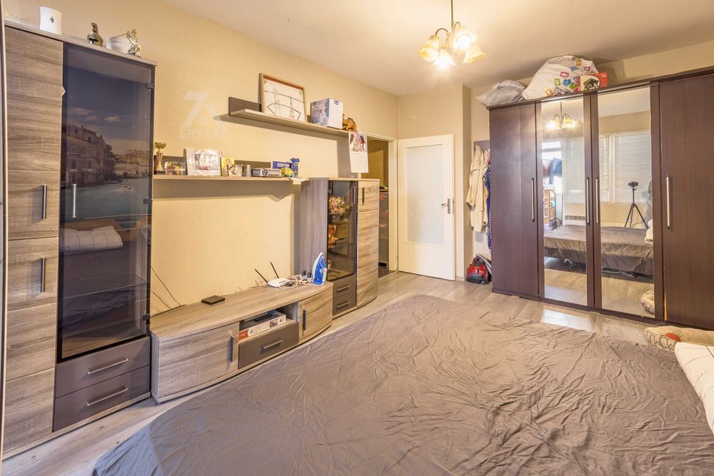 Продава се Тристаен апартамент в София, Люлин 1 - 67 кв.м за 2239 €/кв.м - Снимка #2