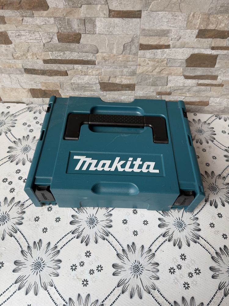 Акумулаторен прободен трион MAKITA DJV180