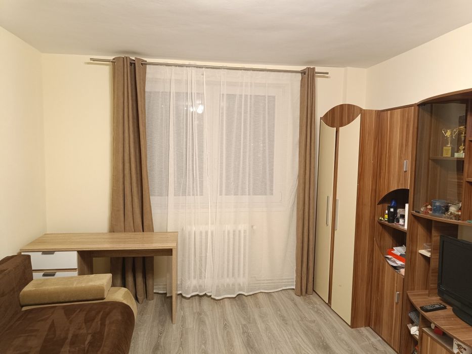 Persoana fizica vând apartament 2 camere in Gheorgheni
