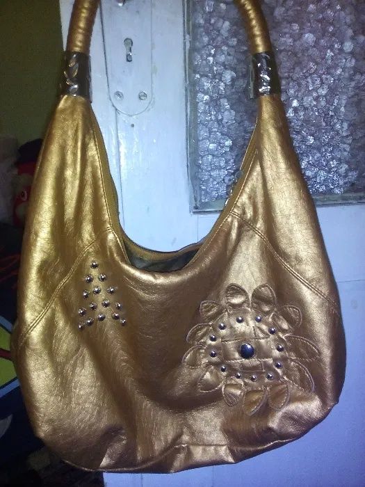 Posete Genti                                                      .