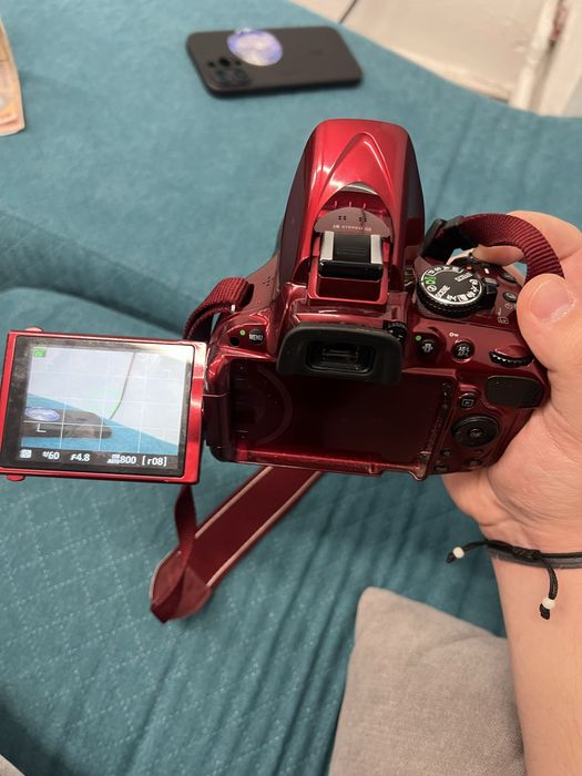 Camera foto Nikon D5200 Limited Edition (red body) + Obiectiv
