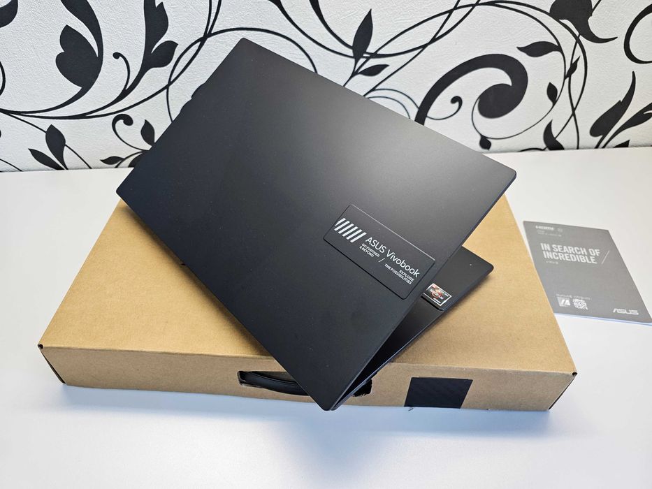 ПРОДАМ ASUS Vivobook 14 Ноутбук Ryzen™5-7520U/8GB/512SSD/14"iPSFullHD.