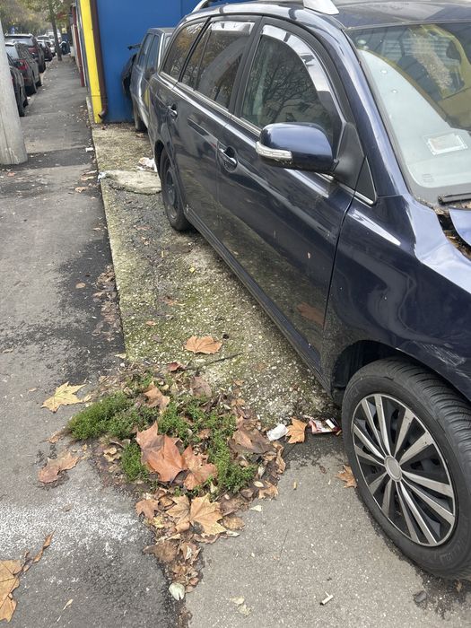 Vand toyota pentru dezmembrat