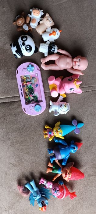 Бебешки кукли и интерактивни играчки