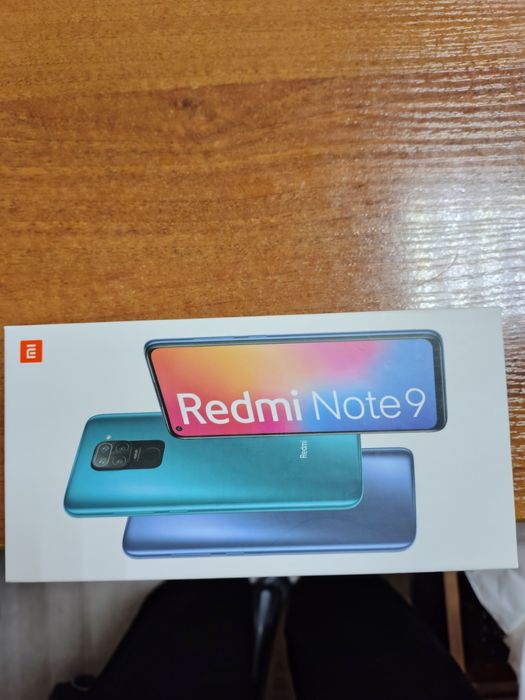 Redmi note 9
Состояние хорошее, зарядку держит отлично.
Цена: 30