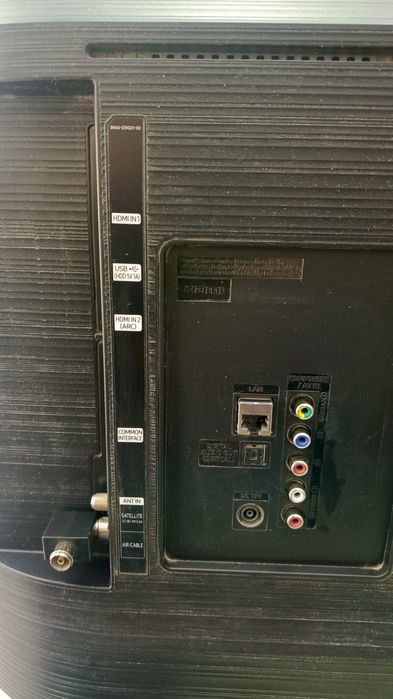 Продаётся телевизор samsung 32 smart