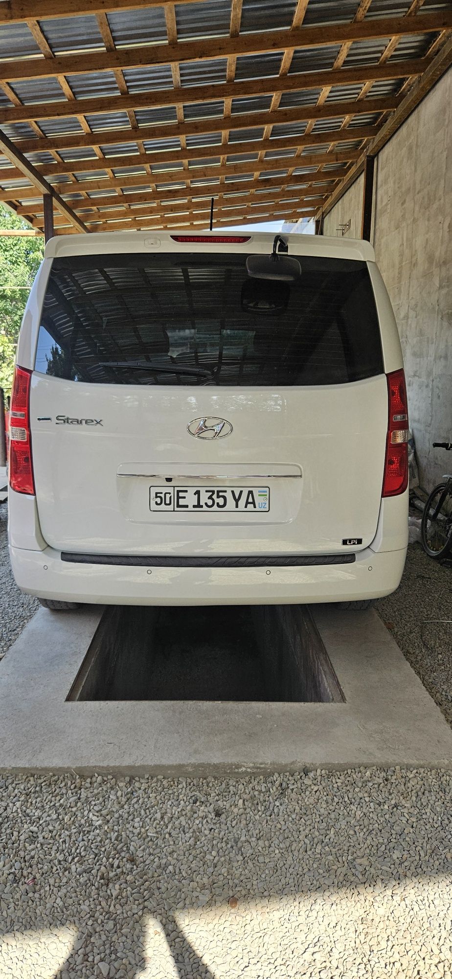 Hyundai Grand Starex 2.4 LPI