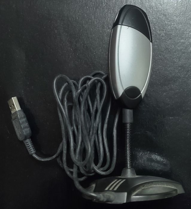 vând cameră web cu microfon