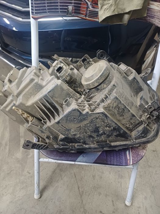 Far stânga dacia Duster, original cod:260602287 r