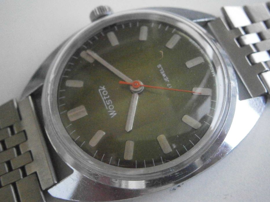 WOSTOK, 17 jewels, made in USSR, cal. 2409 /командирската машина/