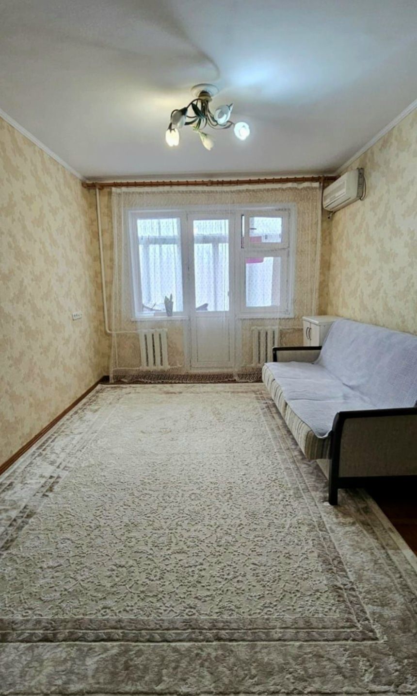 Продаётся 2х ком квартира район Дом быта