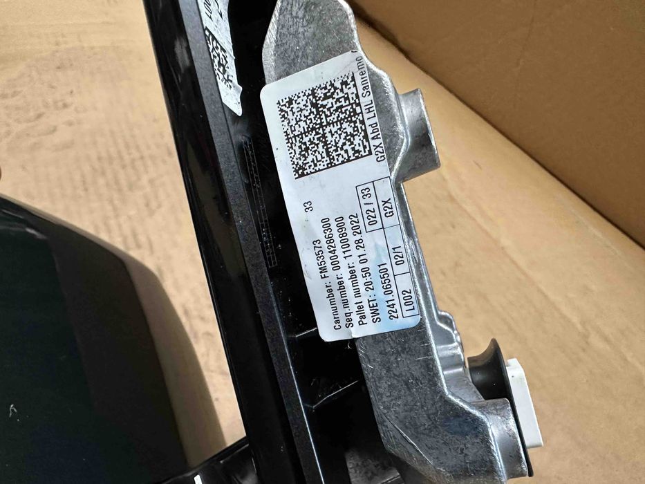 Bmw G26 ляво огледало камера и затъмняване