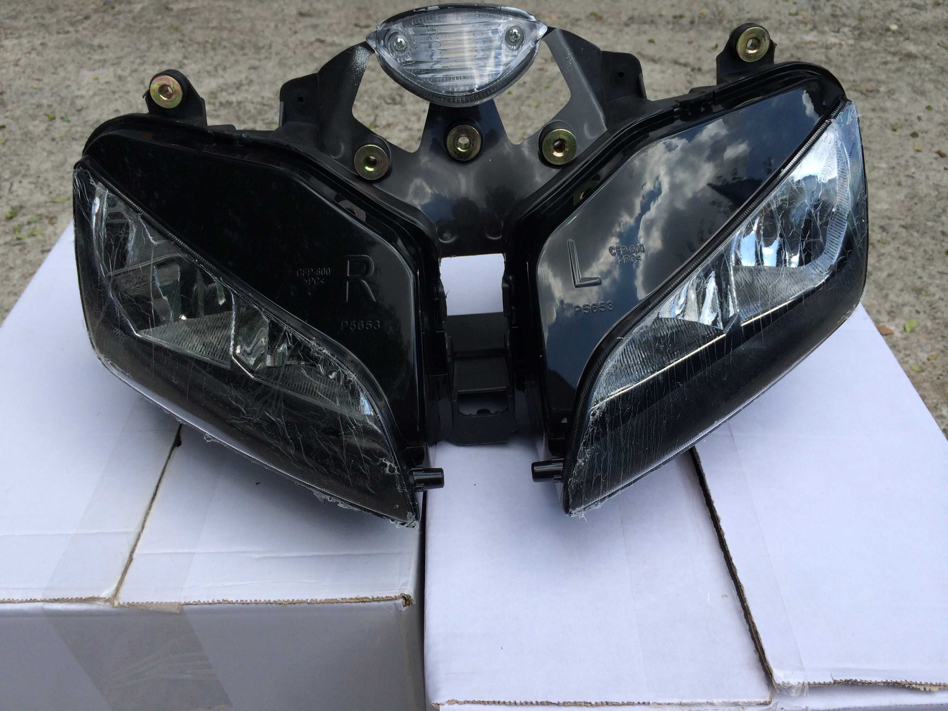 Motomag honda cbr 600 rr 2003 2005 far cadru bord carena fata sa