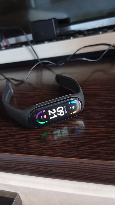 Xiaomi Mi Band 6 — отличное состояние, полный комплект
