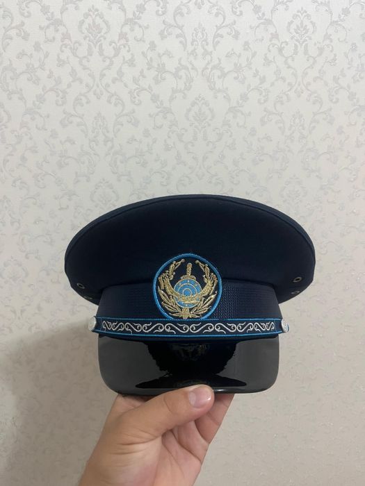 Продам фурашку полицейская