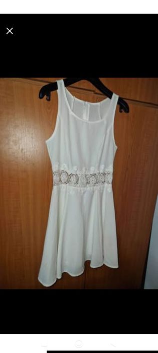 Vând rochii Xs și S