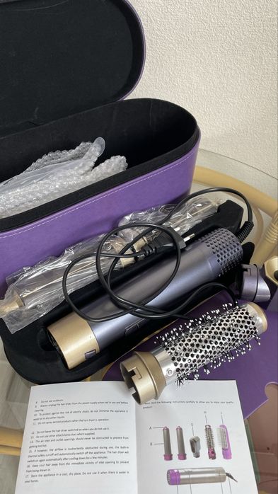 Фен, четыре насадки