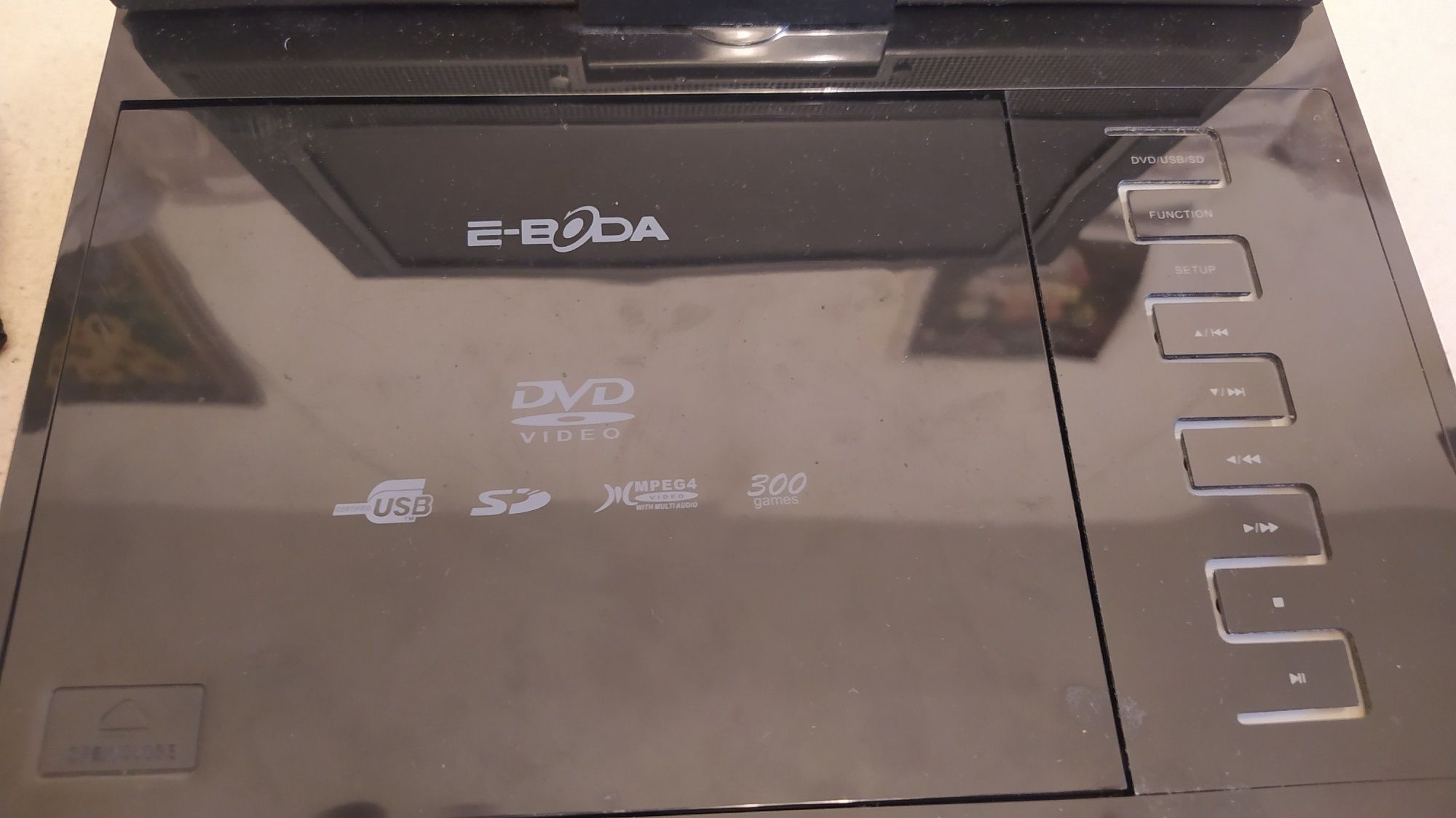 DVD portabil EBODA