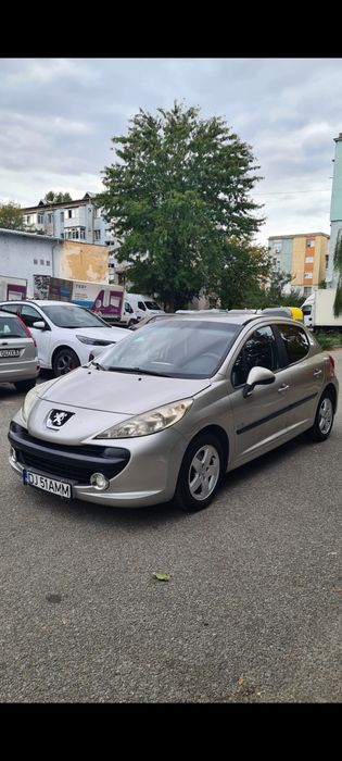 Peugeot 207 1.4 benzina