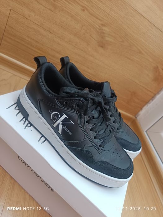 Оригинални дамски обувки от естествена кожа Cavin Klein Jeans