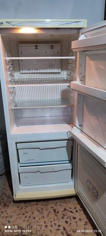 Холодильник Позис.