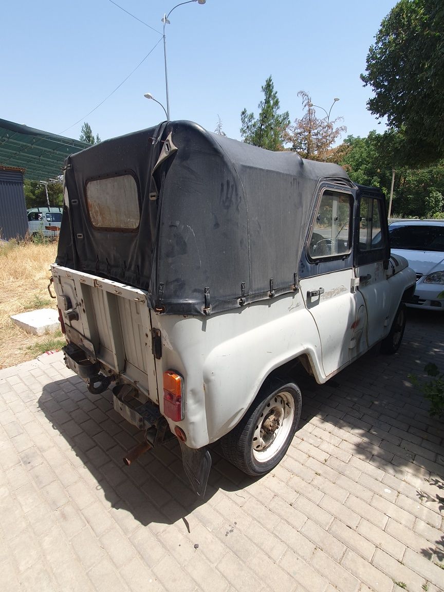 Uaz sotiladi 2004 yil dizil mator